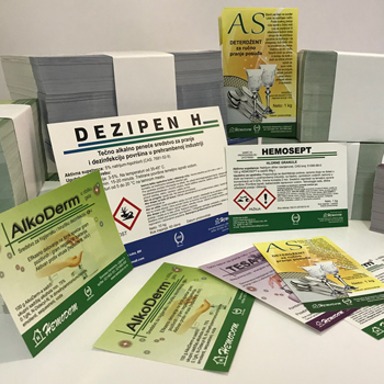 Self-adhesive packaging labels for household chemicals