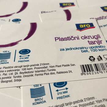 Self-adhesive packaging labels